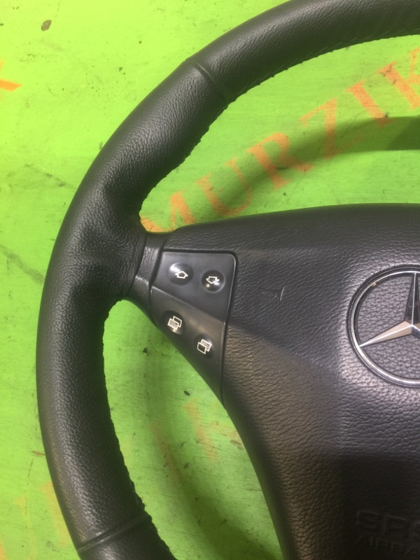 Руль MERCEDES C-CLASS W203 111.955 2.0L