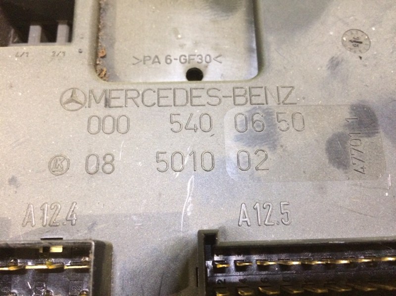 Блок предохранителей MERCEDES V W638 OM601.942