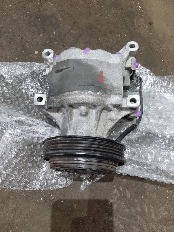 Компрессор кондиционера TOYOTA COROLLA NZE121 1NZ 4472607090 контрактная