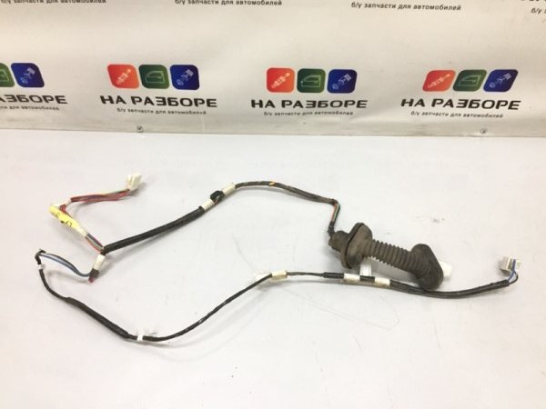 Проводка двери задняя левая TOYOTA CAMRY V40 8215433180d Б/У