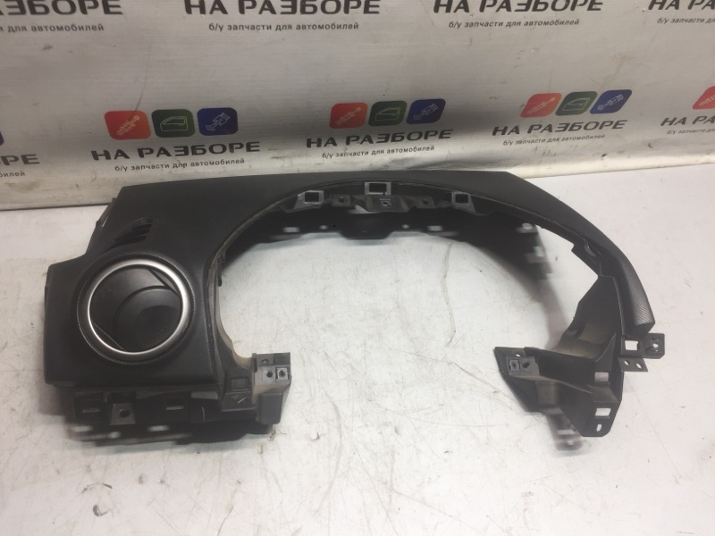 Накладки на торпедо боковые MAZDA 3 BK bp4k 60360 Б/У