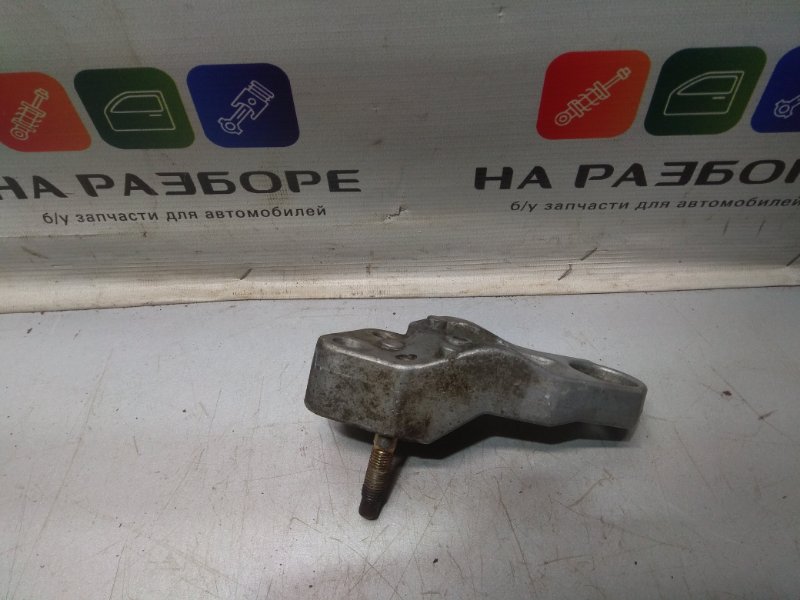 Кронштейн опоры TOYOTA COROLLA E120 fielder 1NZ-FE Б/У