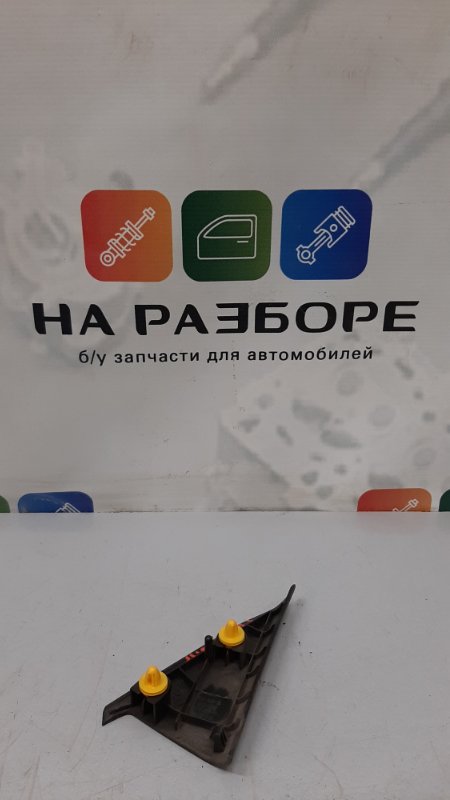 Накладка двери внутренняя задняя правая ceed 2008 ED G4FC