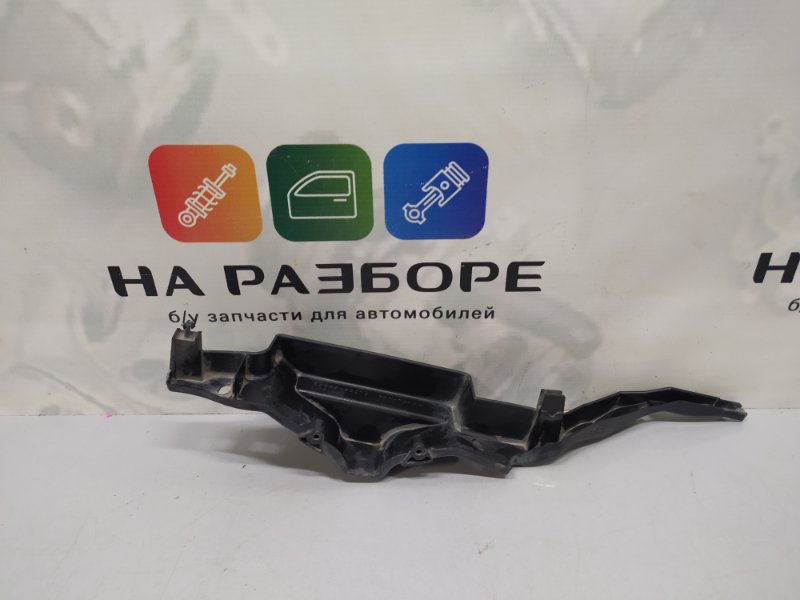 Накладка на замок капота Land Cruiser 2016 200 1UR-FE