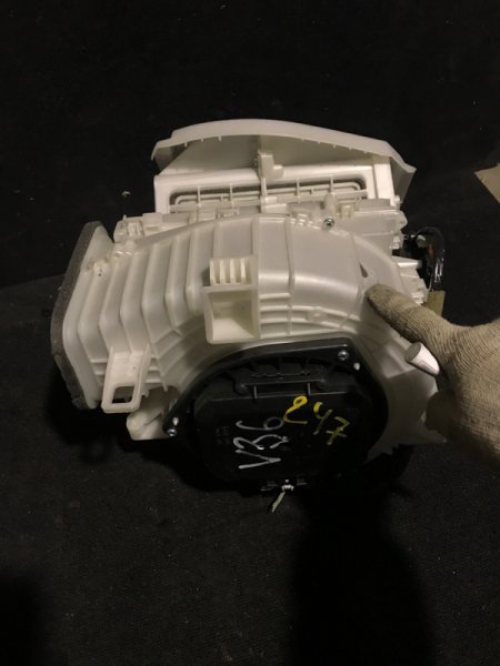 Мотор печки Nissan FUGA PNY50 VQ35DE 27220EG00A контрактная