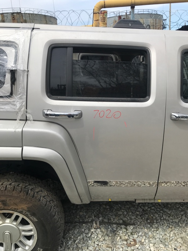 Дверь задняя правая Hummer H3 2006 L52 контрактная