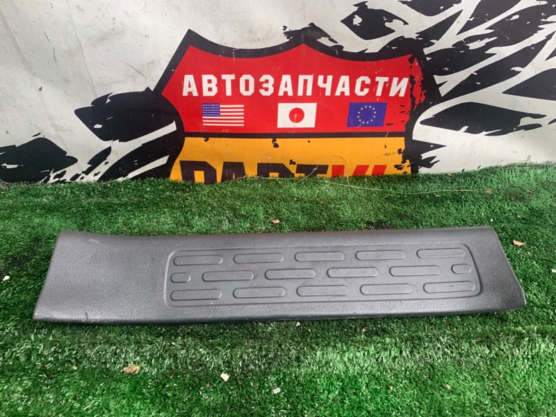 Порожек пластиковый задний правый Honda Ridgeline YK1 J35A 84211-sjc-a010 контрактная