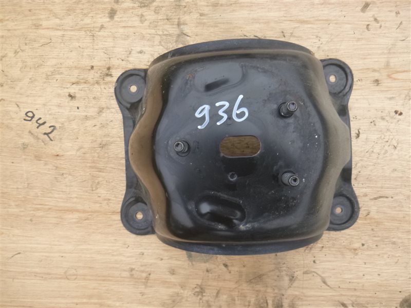 Крепление запасного колеса Toyota Rav4 2004 ACA21 51908-42020 контрактная