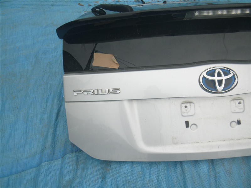 Дверь задняя Prius 2010 ZVW30 2ZRFXE