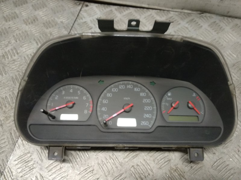 Панель приборов VOLVO S40 2001 1.8 30889710 Б/У