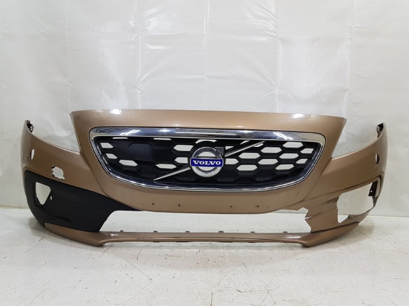 Бампер передний Volvo V40 2012- Cross Country 31353310 Б/У