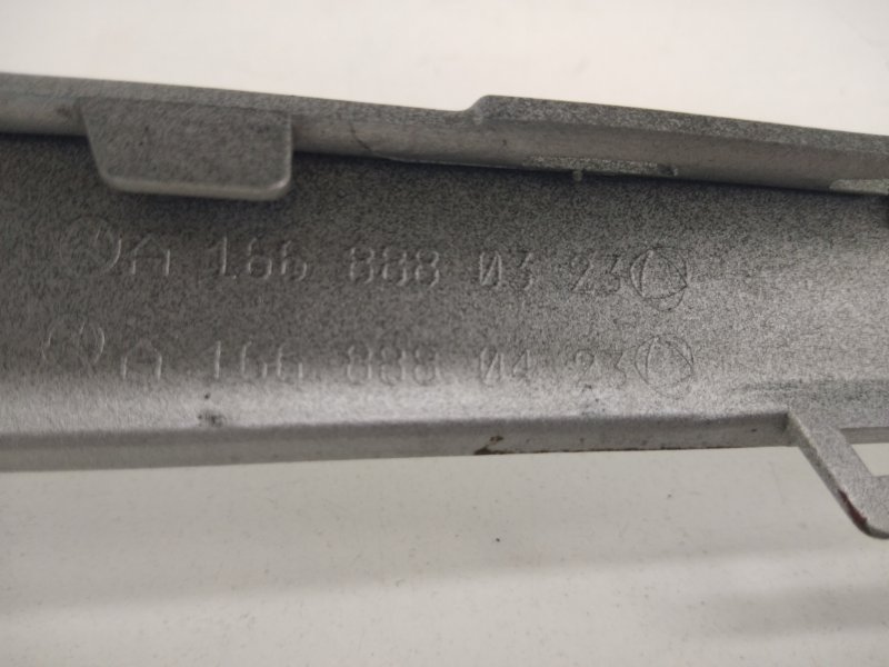 Накладка решетки радиатора передняя GLE c 2015- W166