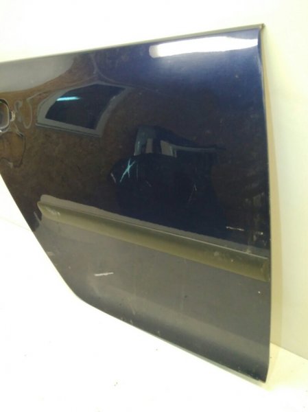 Панель двери задний правый Volkswagen Golf 5