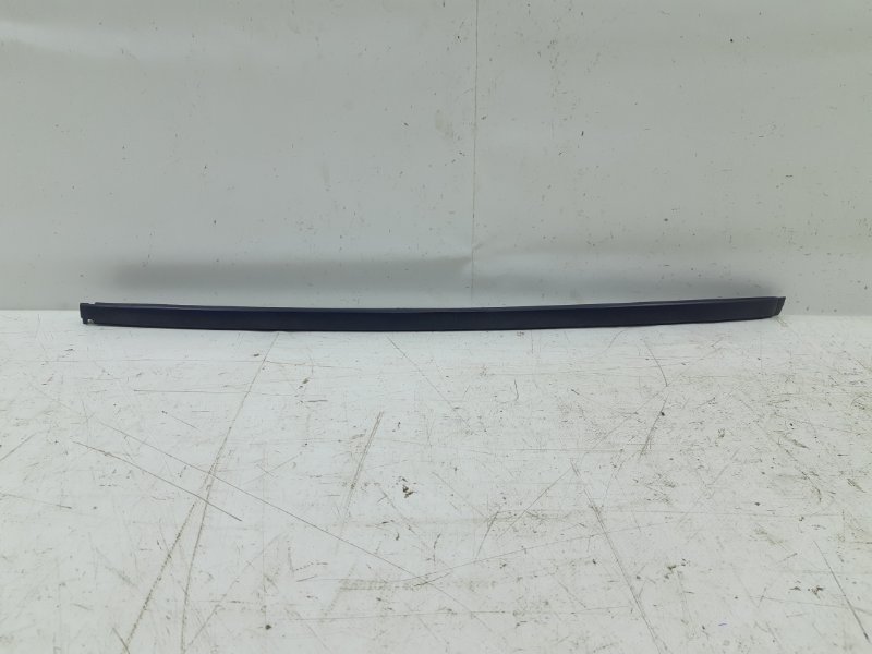 молдинг стекла прадо 150. 7571060080. Toyota 7571260071 - молдинг. молдинг лобового стекла прадо 150. молдинг лобового стекла toyota land cruiser prado 150.