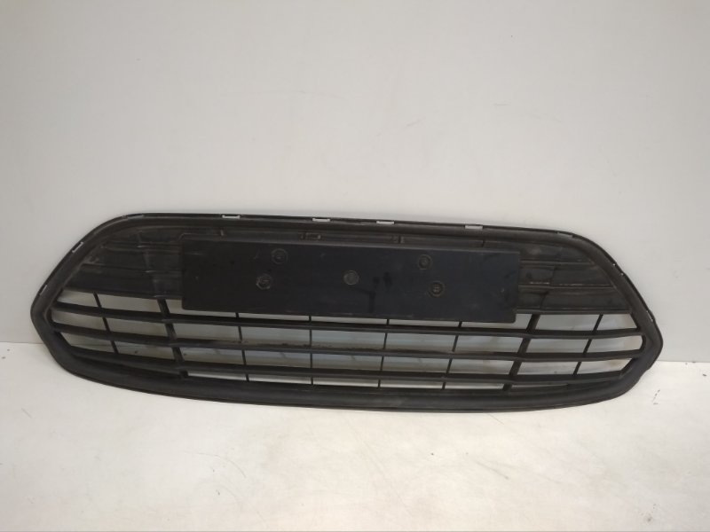 Решетка бампера передняя Ford Mondeo 2010-2014 4 BS71-17B968-A Б/У