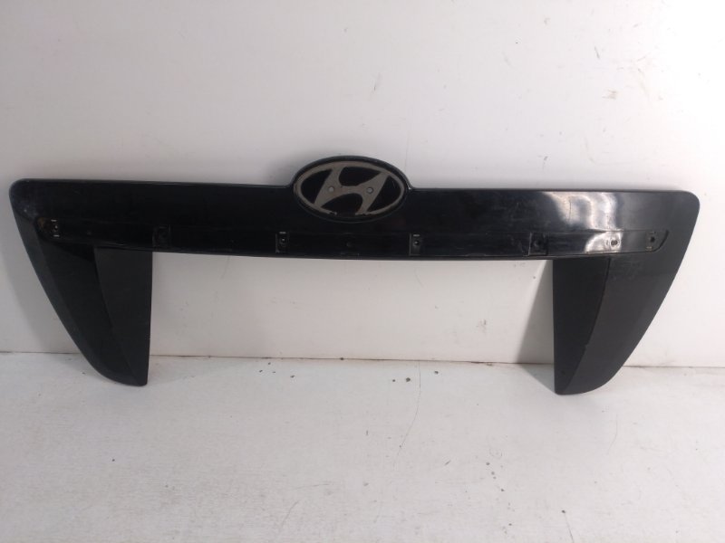 Накладка багажника HYUNDAI Tucson 2004-2010 87371-2E500 Б/У