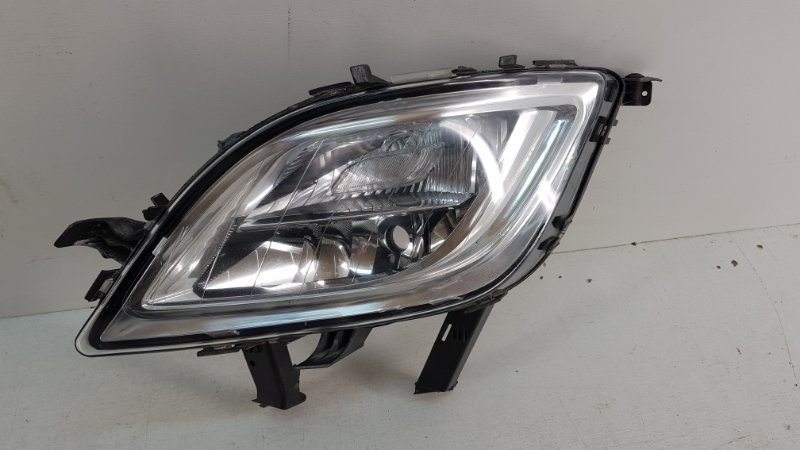 Фара противотуманная левая Opel Astra 2010-2013 J 13293618 Б/У