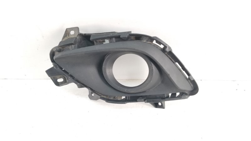 Окантовка ПТФ передняя левая Mazda 6 2012- GJ GHR450C21 Б/У