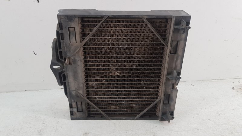 Дополнительный радиатор системы охлаждения BMW 5er 2010-2016 F10 17117802662 Б/У