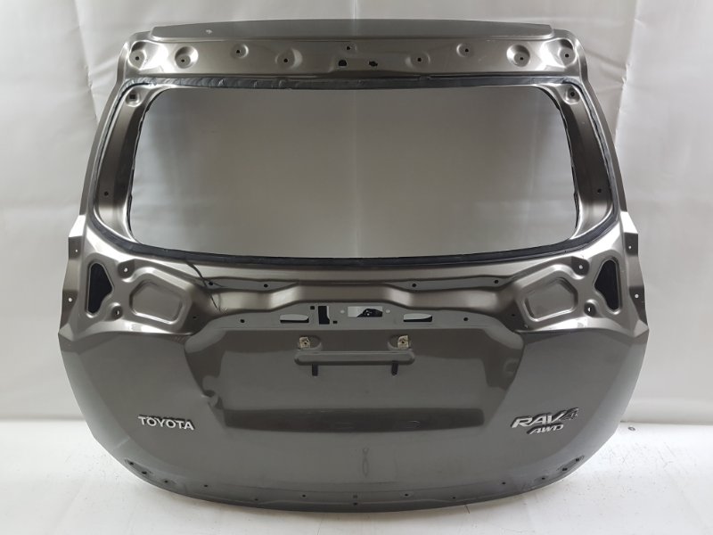 Крышка багажника Toyota Rav4 40 6700542550 Б/У