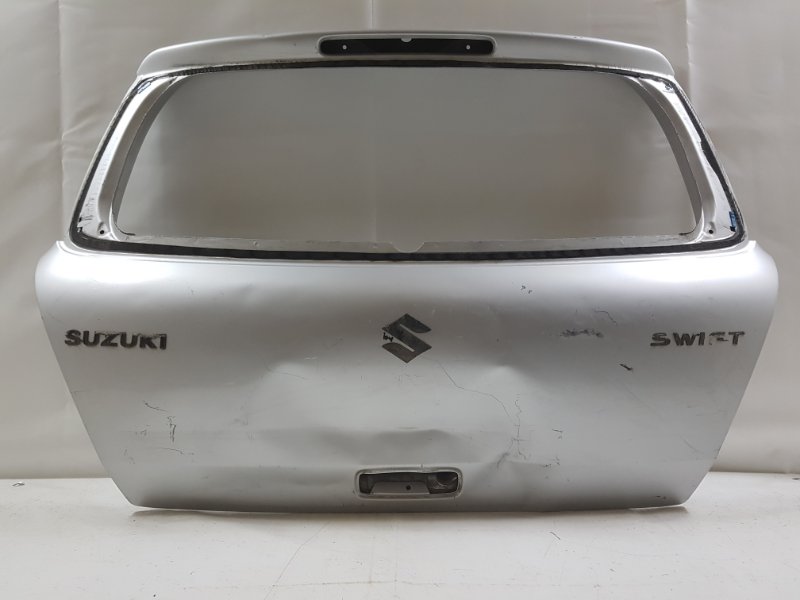 Крышка багажника Suzuki Swift 3 4400011145367 Б/У