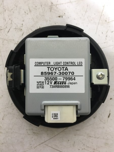 Блок фары LED передний правый Toyota Camry 2016- V55 85967-30070 Б/У