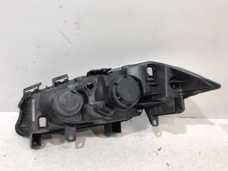 Купить Передние Фары Меган 2 Рестайлинг