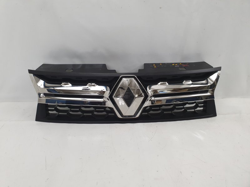 Решетка радиатора Renault Duster 1 623103564R Б/У