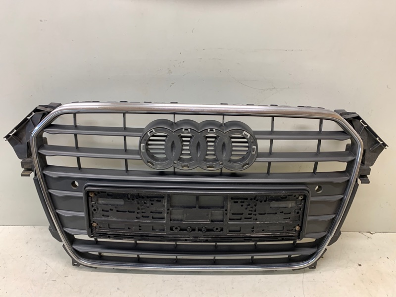 Решетка радиатора AUDI A4 2012-2015 B8 8K0853651F1QP Б/У