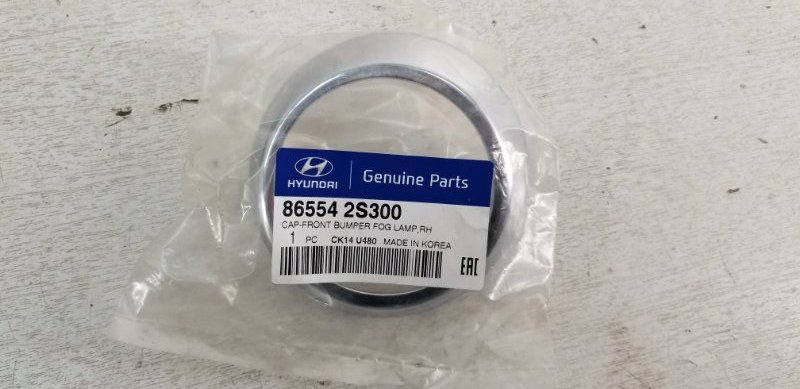 Окантовка ПТФ передняя правая Hyundai ix35 2010- 865542S300 новая