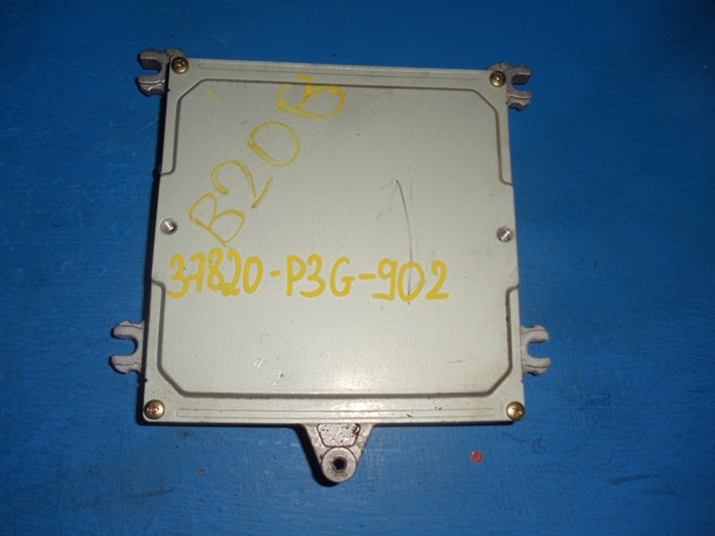 Блок efi HONDA STEP WAGON RF1 B20B 37820-P3G902 контрактная