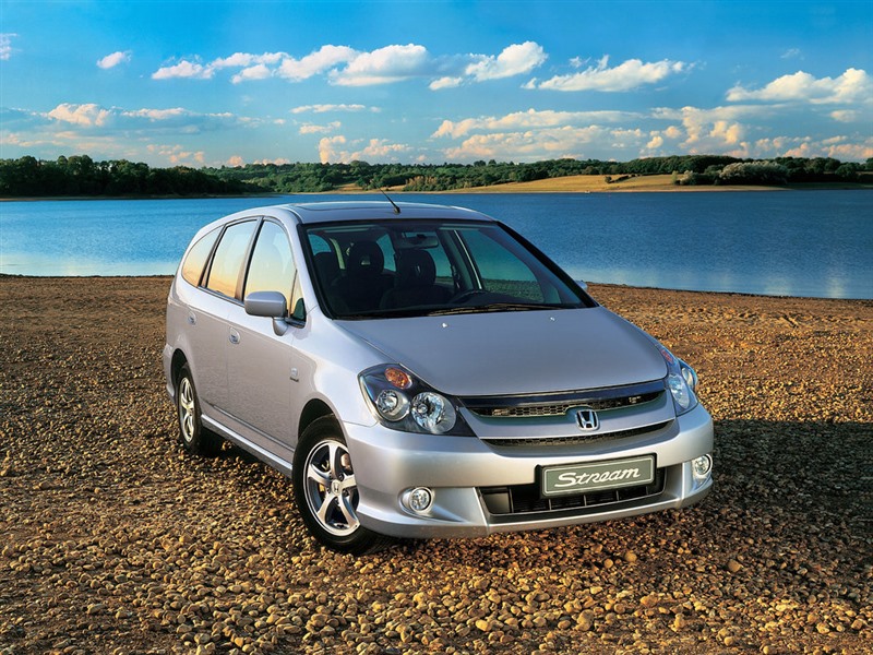 Крыло переднее правое HONDA STREAM RN1 D17A