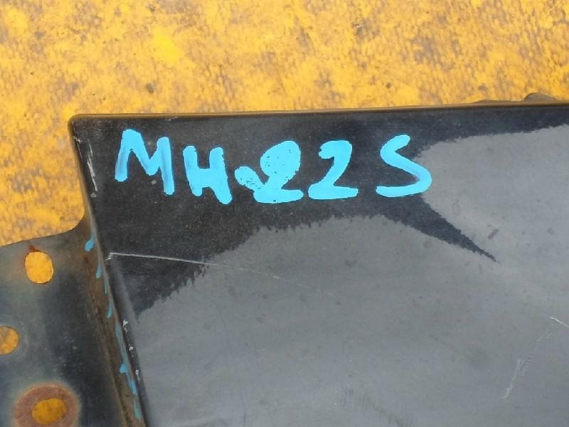 Крыло переднее левое MH22S