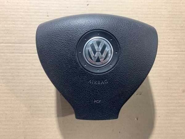 Аирбаг на руль Volkswagen Passat 2005 B6 BZB 1K0880201CA контрактная