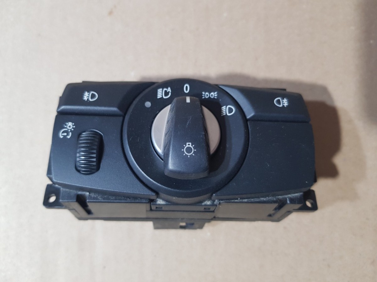 Переключатель света BMW X5 2010 E70 LCI N55B30 61319134726 контрактная