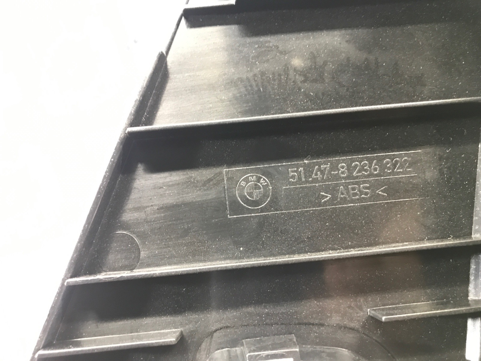 Ящик для инструментов задний правый 7-Series 2004 E65 N62B44