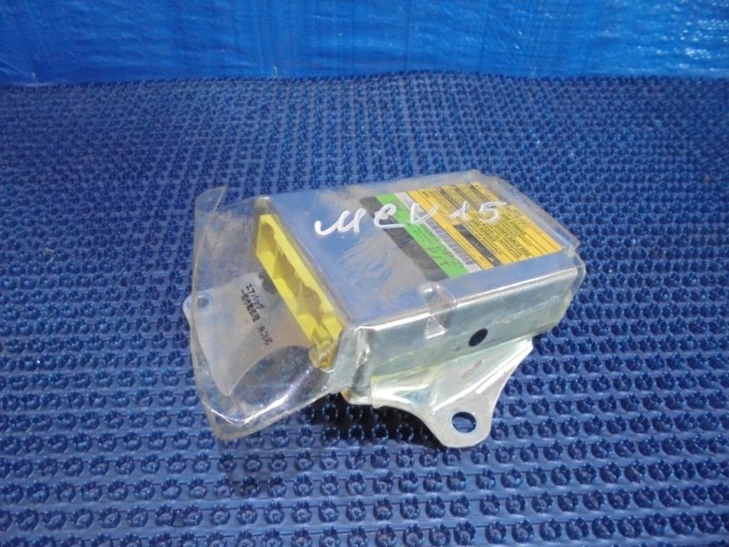 Блок управления airbag TOYOTA HARRIER 2000 MCU15 1MZ-FE 891700W020 контрактная