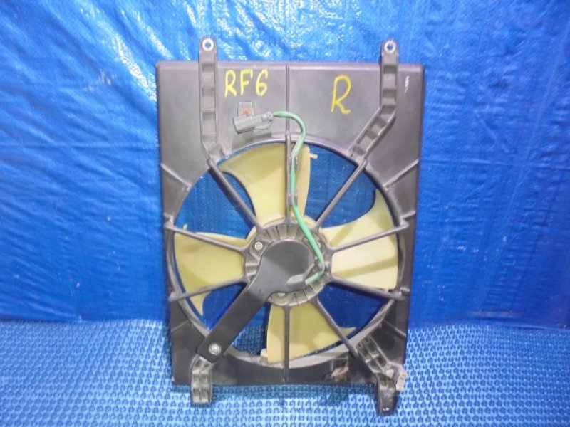 Диффузор радиатора правый HONDA STEPWGN 2003 RF6 K20A 38616-PNC-004 контрактная