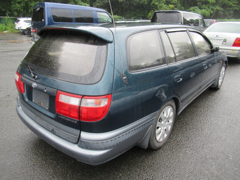 Дверь передняя левая CALDINA 1994 ST190 4S-FE