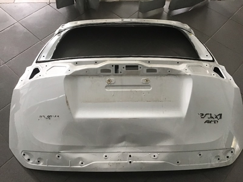 Дверь багажника Toyota RAV4 2015- 670050R270 Б/У