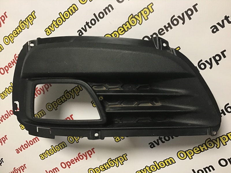 Накладка ПТФ передняя правая Kia Magentis 2006-2010 MG 865642G500 Б/У