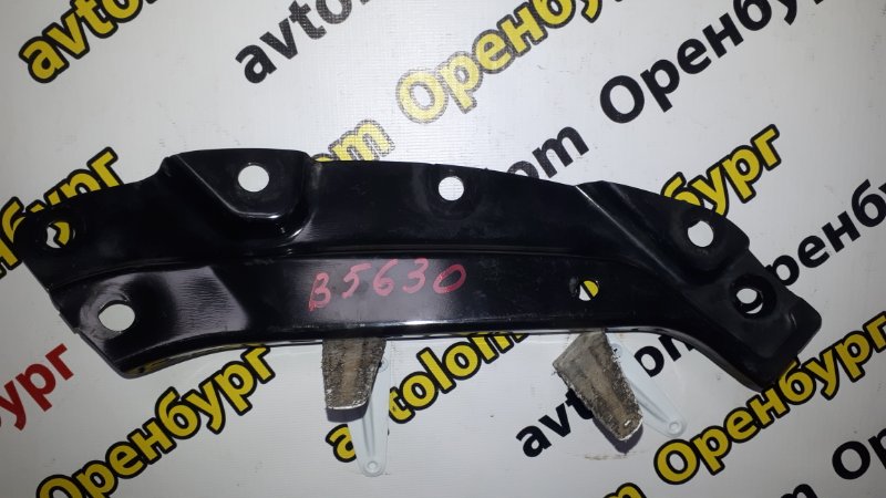 Кронштейн фары передний правый Volkswagen Polo 2009- 6R0805932C Б/У