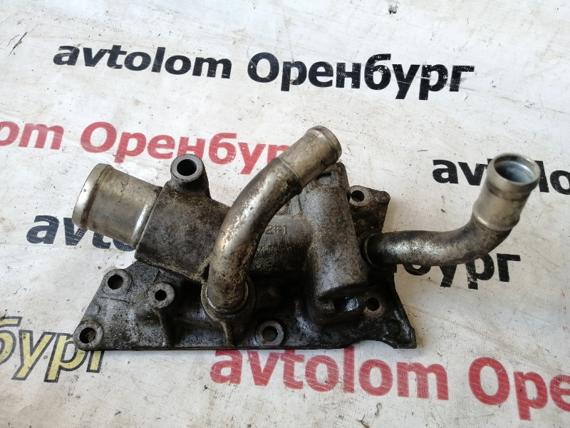 Корпус термостата Nissan qashqai 2006-2014 J10 11060BC20A Б/У