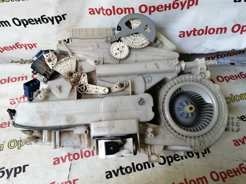 Корпус печки Toyota Land Cruiser 2007-2020 GRJ200 8703060030 Б/У