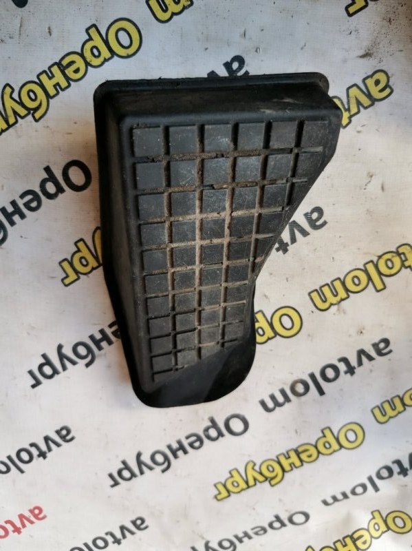 Накладка под ногу Toyota Avensis T250 5819205030 Б/У