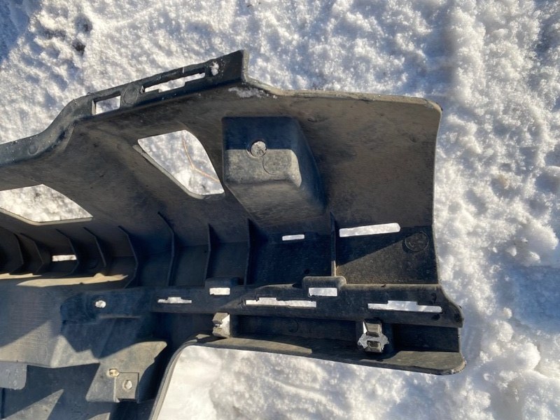 Кронштейн решетка радиатора GL-Class 2012-2015 X166