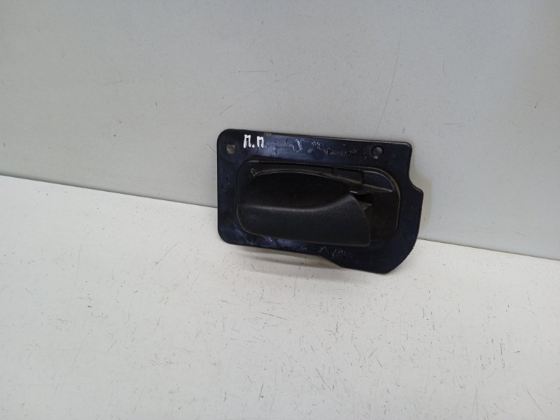 Ручка двери внутренняя передняя правая Opel Vectra 1997 B 2.0 90506460 Б/У