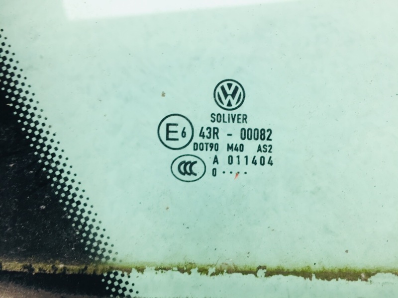 Форточка двери задняя правая Volkswagen Passat B7 1.6 TDi
