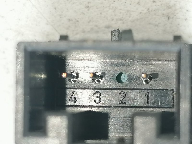 Кнопка открывания багажника Q7 2011 4L 3.0 TDi