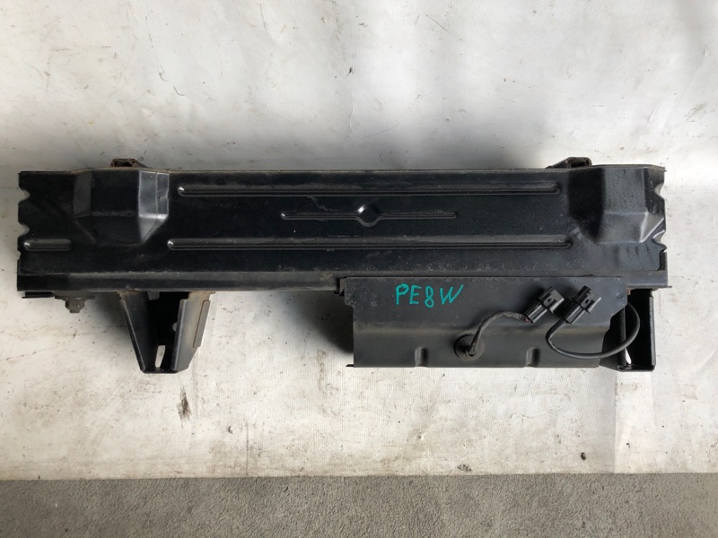 Подножка MITSUBISHI DELICA PE8W 4M40